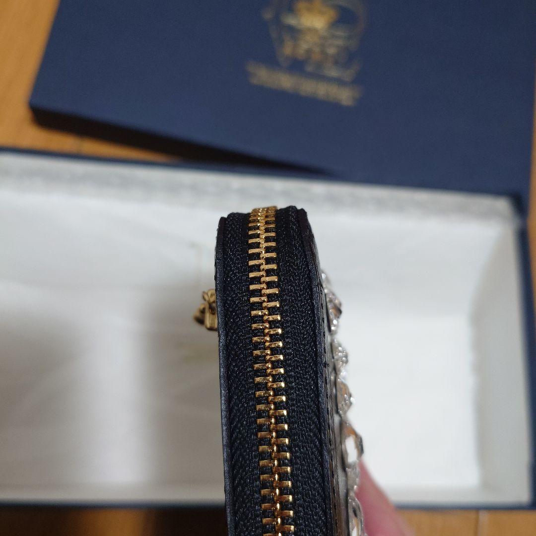 A.D.M.J. ブラックL字ファスナー長財布 クリスタル装飾