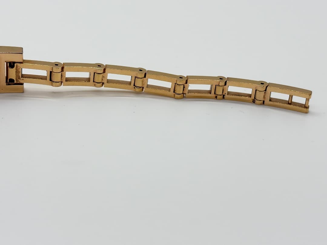 【新品電池】GUCCI ピンクシェル 3900L ゴールド レディース腕時計