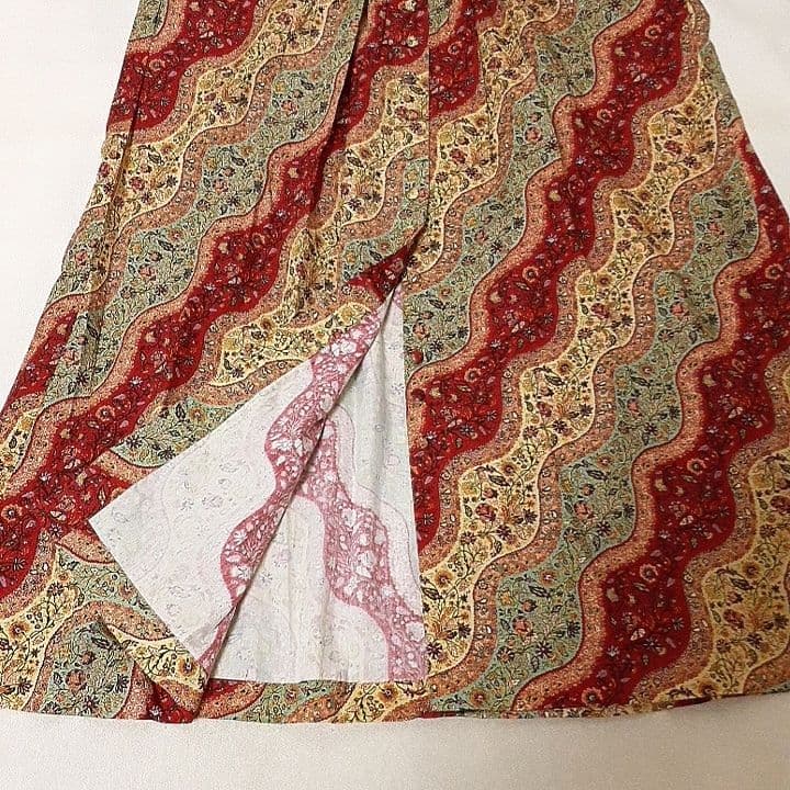 カネコイサオ くるみボタン シャツ ワンピース 花柄 ペイズリー ピンタック