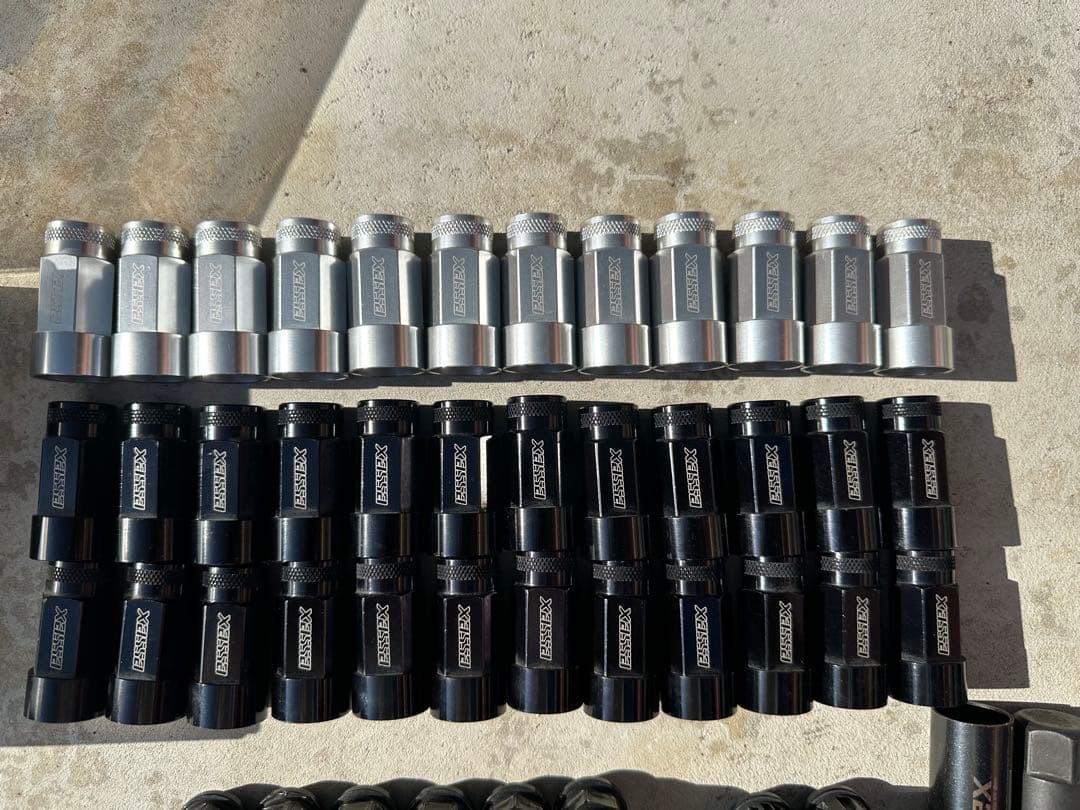 【最終値下げ】 ESSEX 2ピース　シェルナット　ハイエース 200系