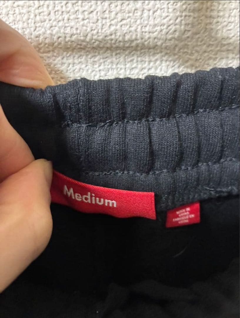 Supreme スウェットパンツ
