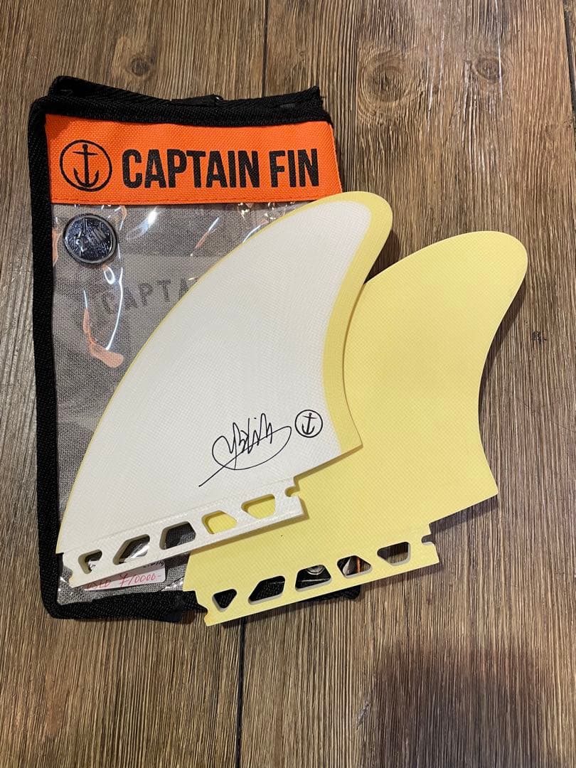 HAYDEN SHAPES HK TWIN 5.7 ヒプトクリプトツインフィン付