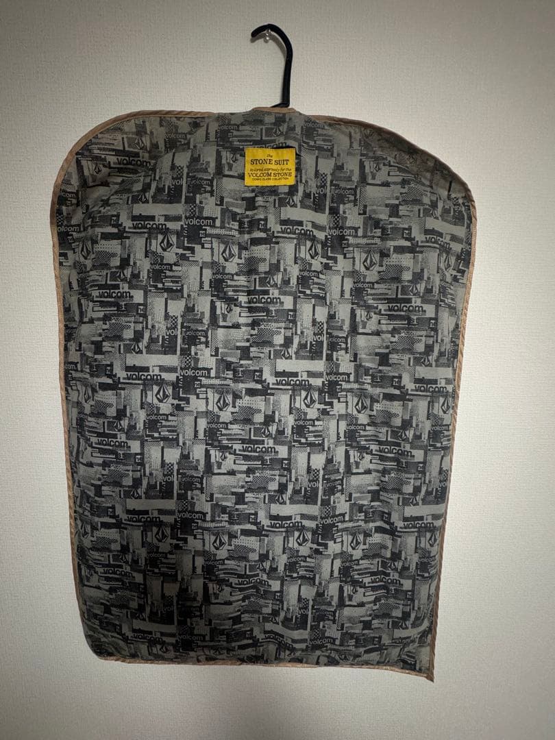 volcom ボルコム　スーツ　US-Sサイズ