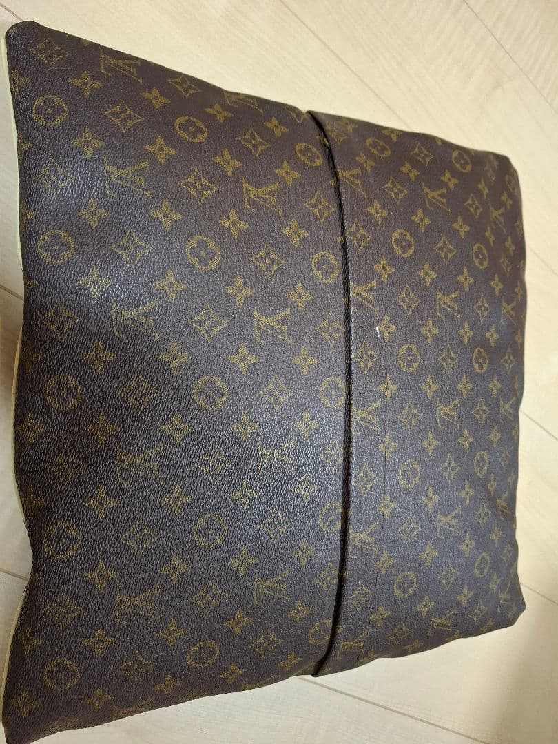 値下!! レア物　ルイ・ヴィトン モノグラム クッション カバー