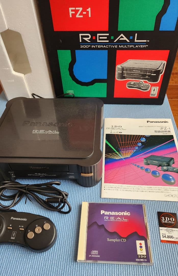 Panasonic 3DO R.E.A.L FZ-1 本体　ソフトとセット