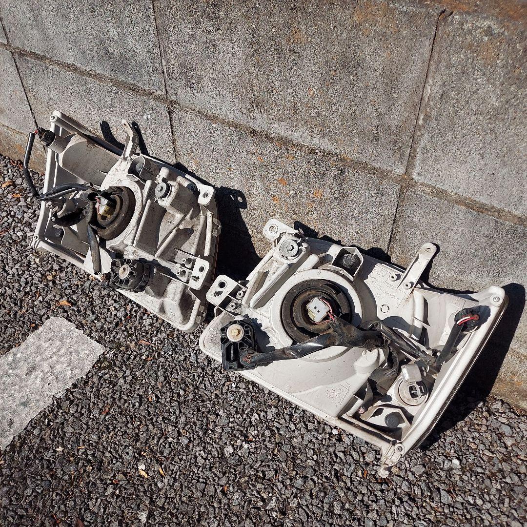 ダイハツ 純正 ハイゼット S320 ヘッドライト左 右 セット