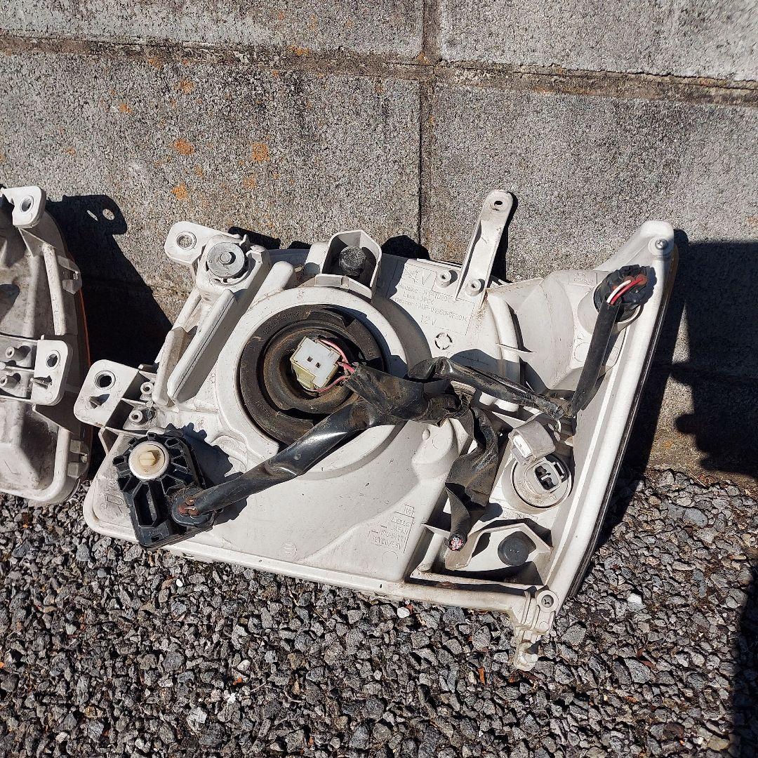 ダイハツ 純正 ハイゼット S320 ヘッドライト左 右 セット