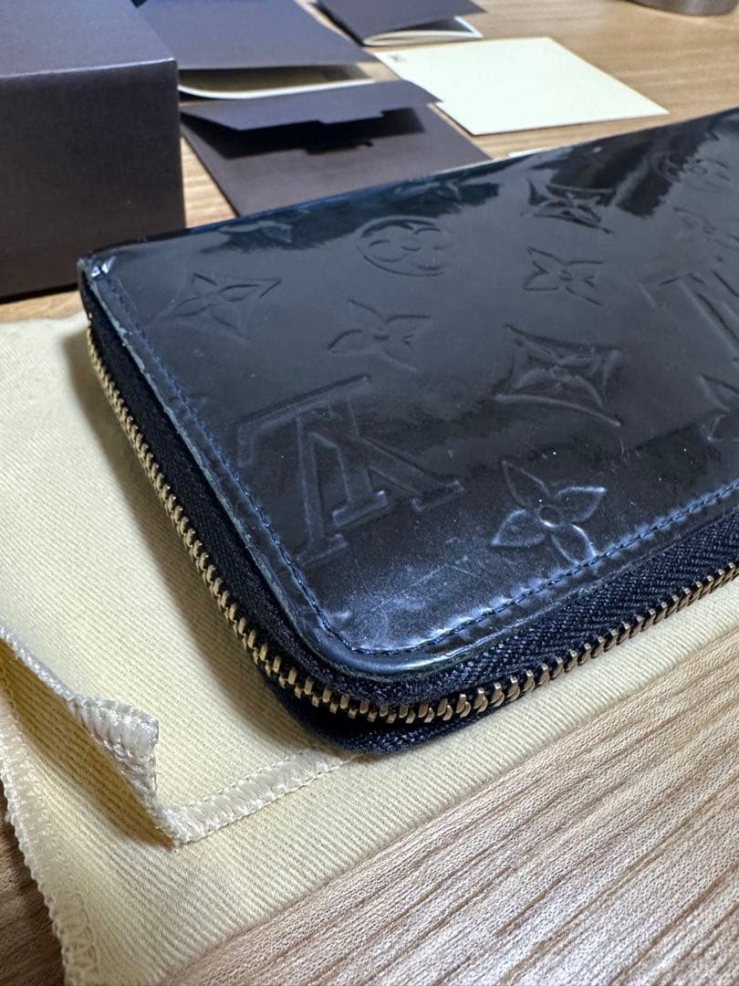 【箱付属品付き】ルイヴィトン モノグラム ヴェルニ ジッピーウォレット