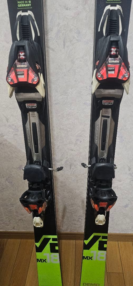 Völkl Racetiger スキー板