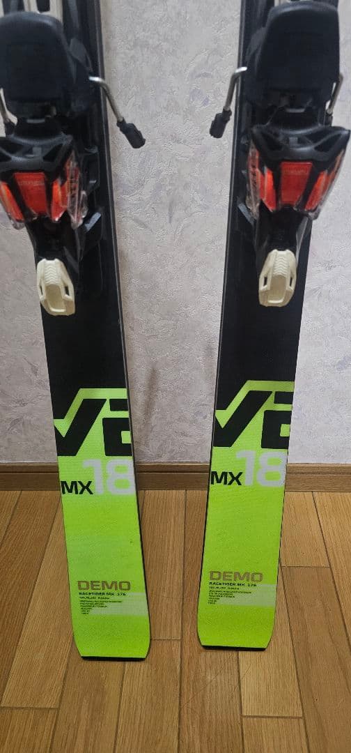 Völkl Racetiger スキー板