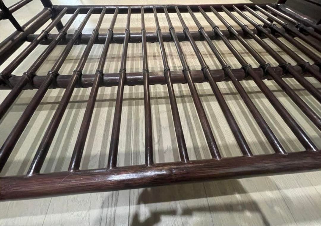 カサブランカ　ガラスローテーブル