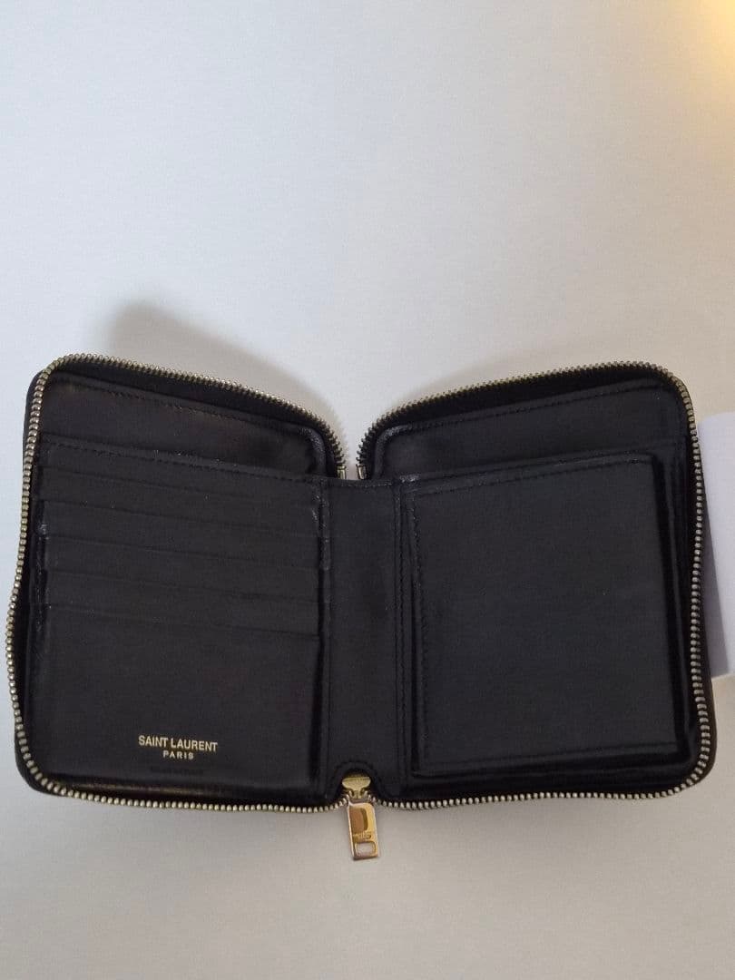 YSL サンローラン　黒 レザー 財布