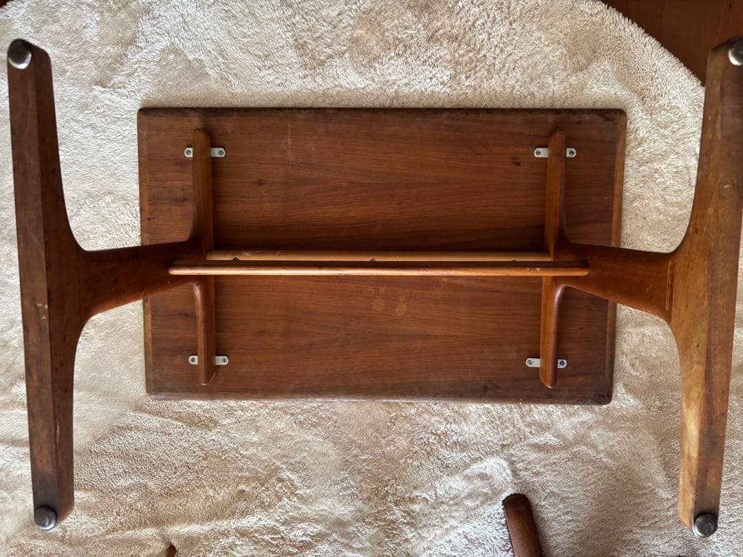 トラム福岡購入　北欧ビンテージ　コーヒーテーブル　チーク　デンマーク