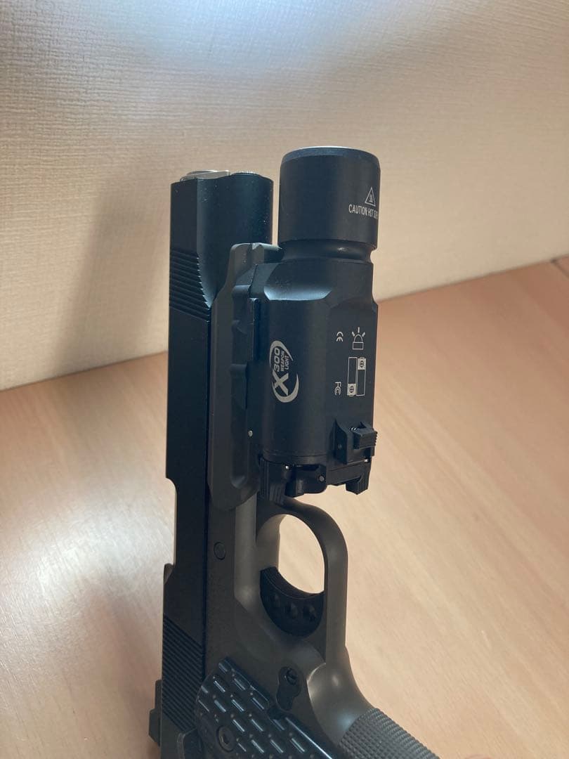 東京マルイ★CRG1368★NightWarrior★ SUREFIREX300