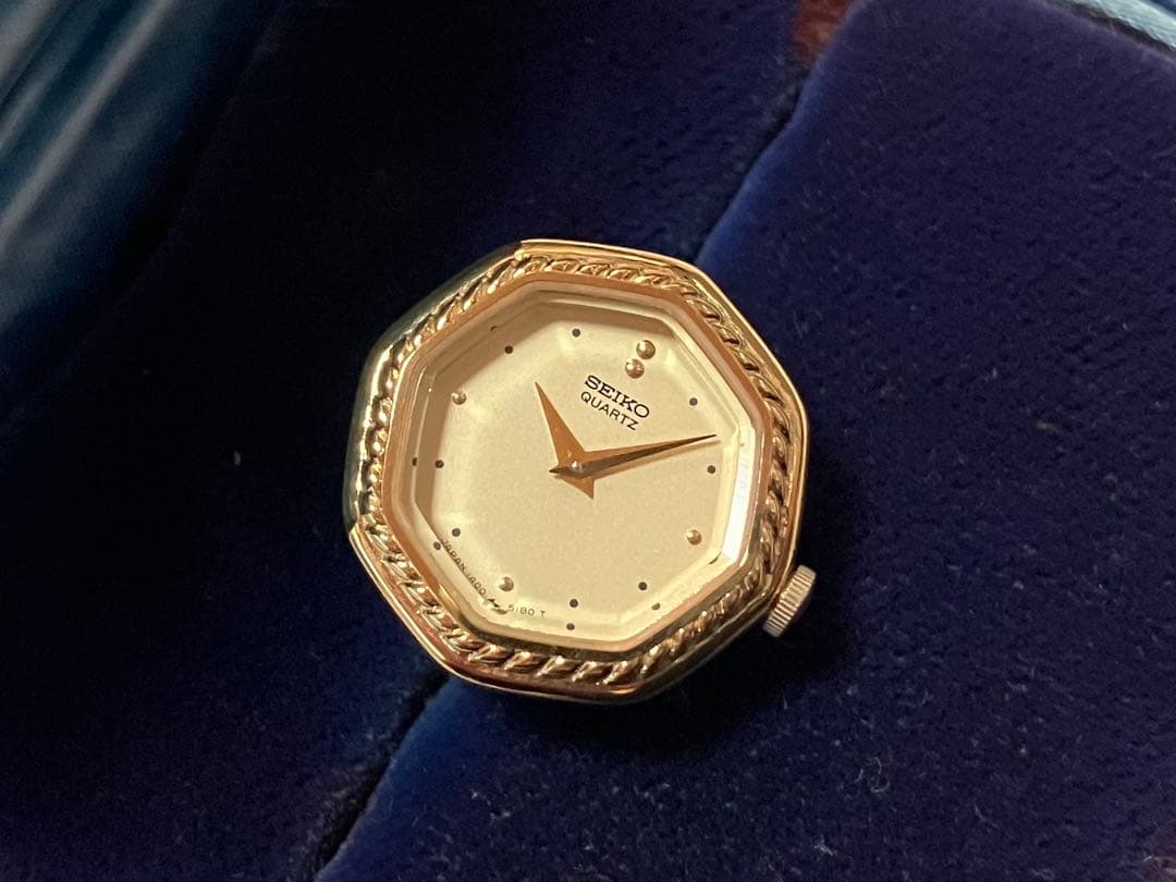 稼働品❗️使用感のない美品です‼️SEIKO QUARTZ RING WATCH