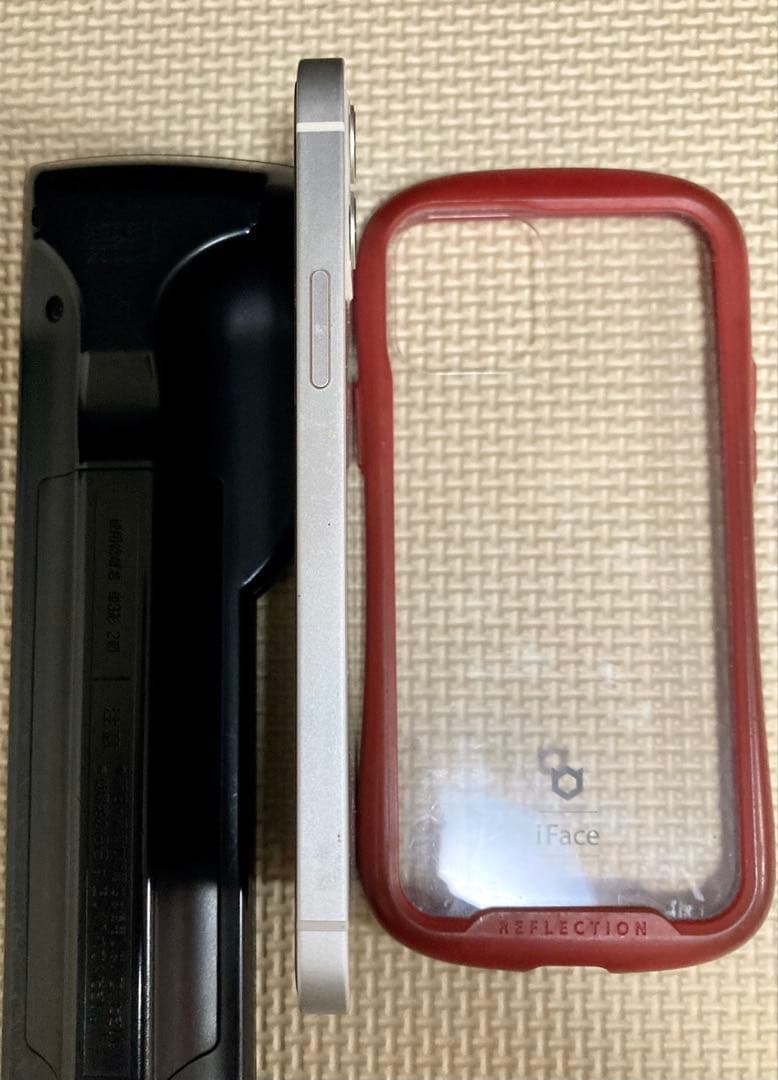 アップル iPhone12 64GB ホワイト　SIMフリー