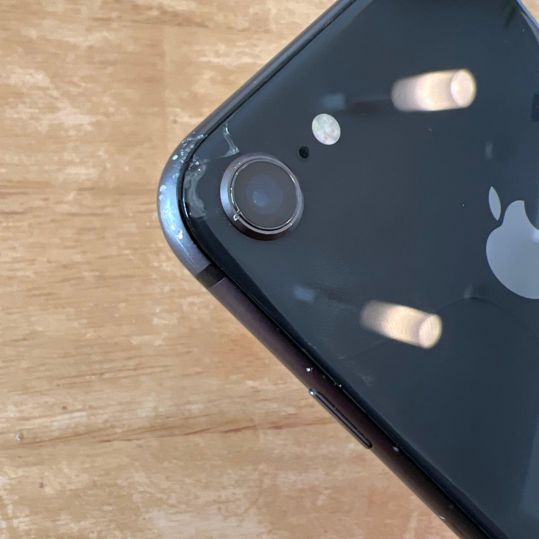 iPhone 8 64GB ブラック 本体