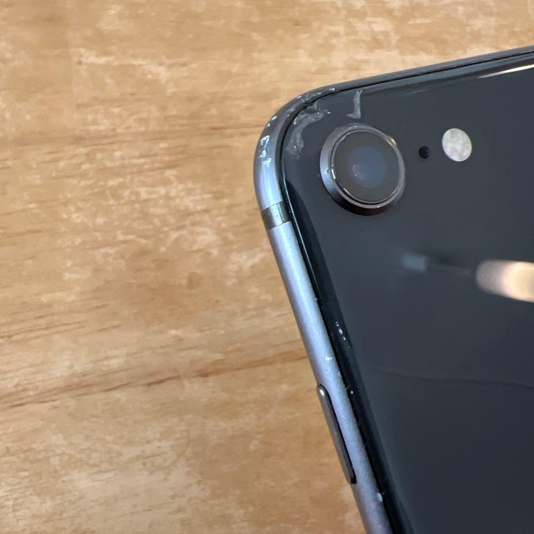 iPhone 8 64GB ブラック 本体