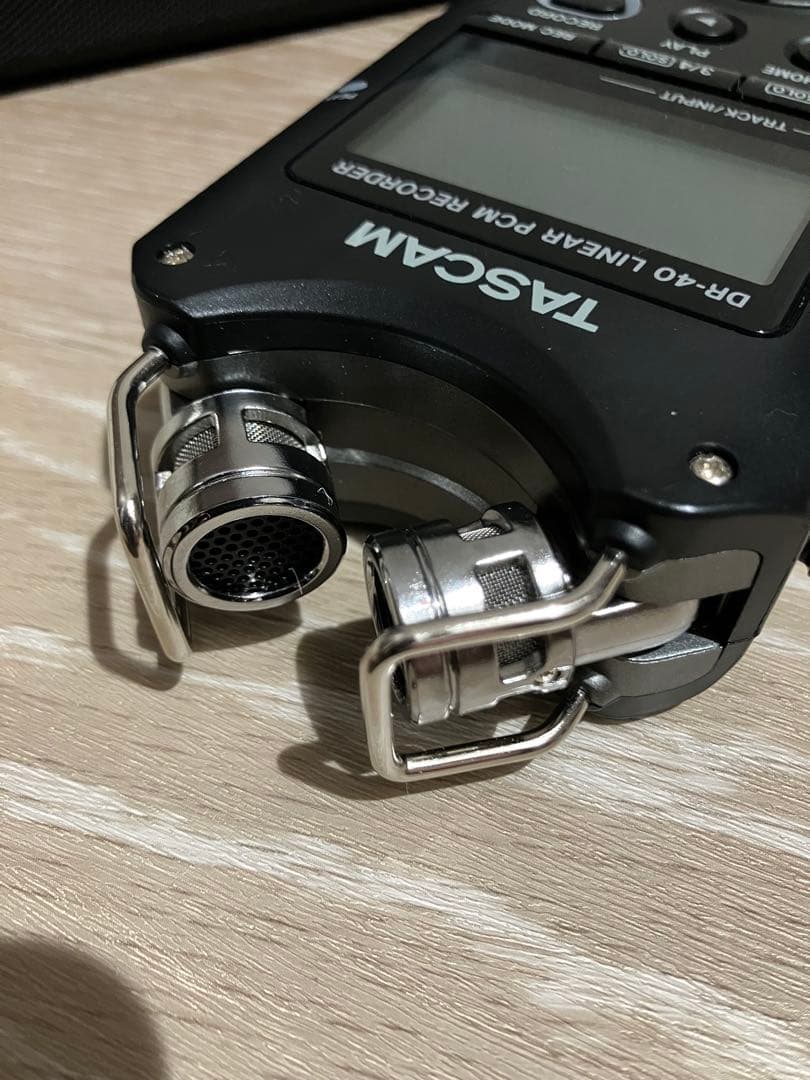 TASCAM(タスカム) DR-40 リニアPCMレコーダー