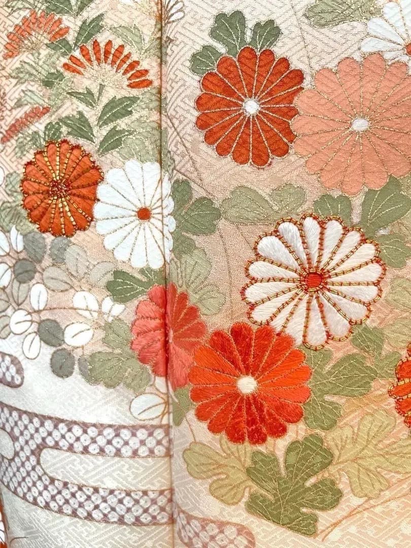 ご予約中です。未使用仕付け糸付 三松謹製 正絹訪問着 ヱ霞 麗しく雅なお色柄