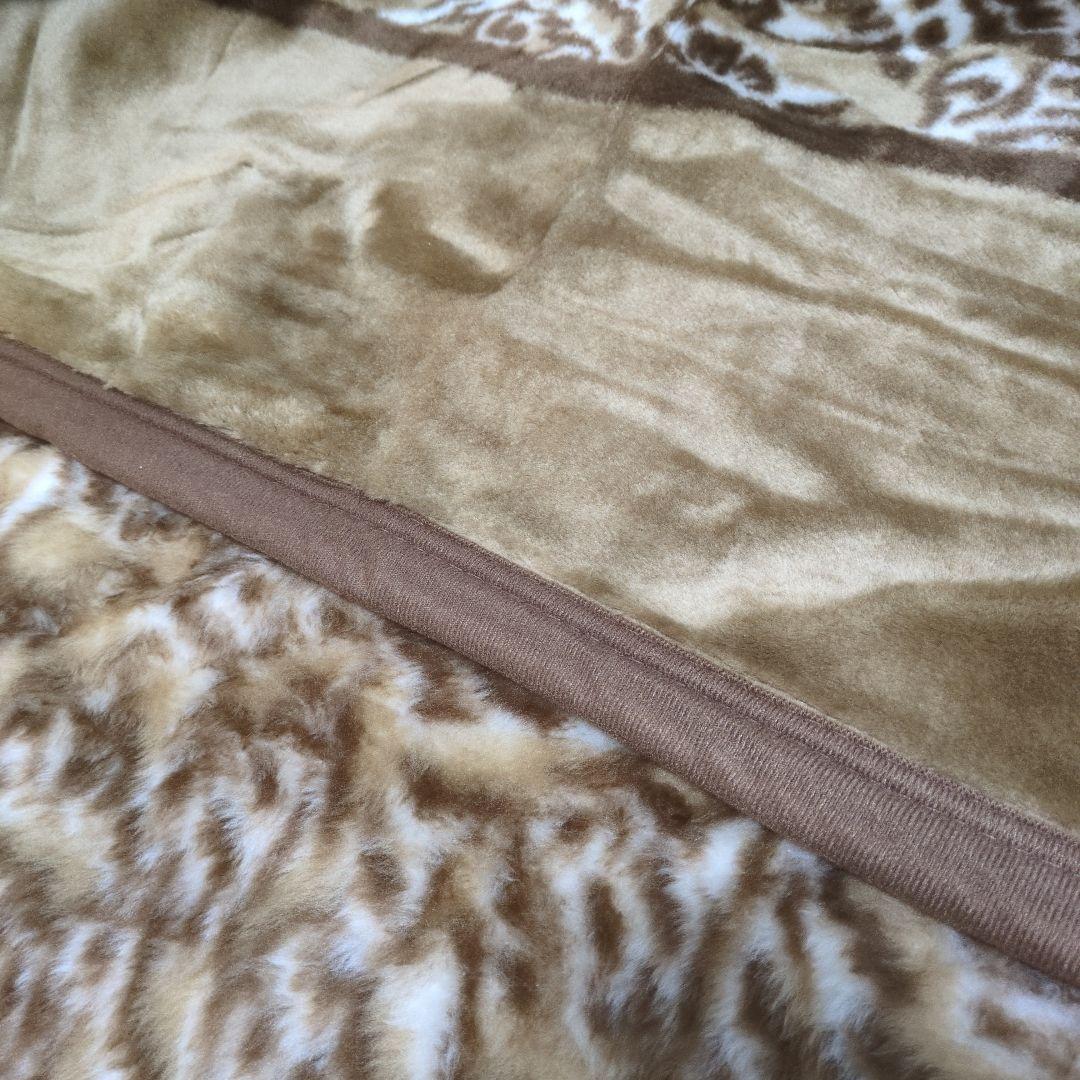 イヴ•サンローラン ニューマイヤー毛布 2枚組【未使用】