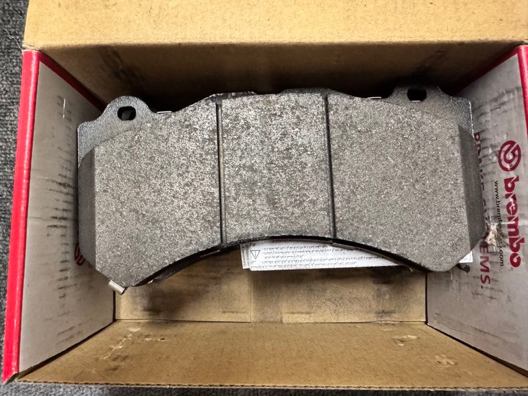 Brembo ブレーキパッド P37 018 P30 074