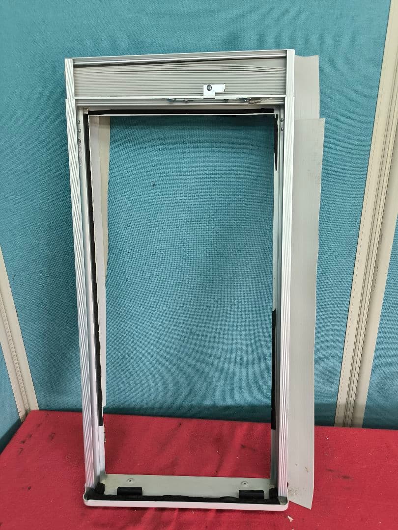 2022年製　コイズミ 窓用エアコン 冷房専用4～7畳用　KAW-1617/W