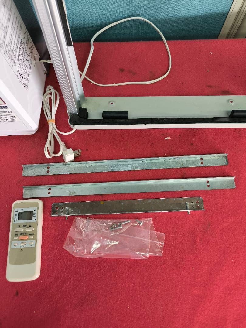 2022年製　コイズミ 窓用エアコン 冷房専用4～7畳用　KAW-1617/W