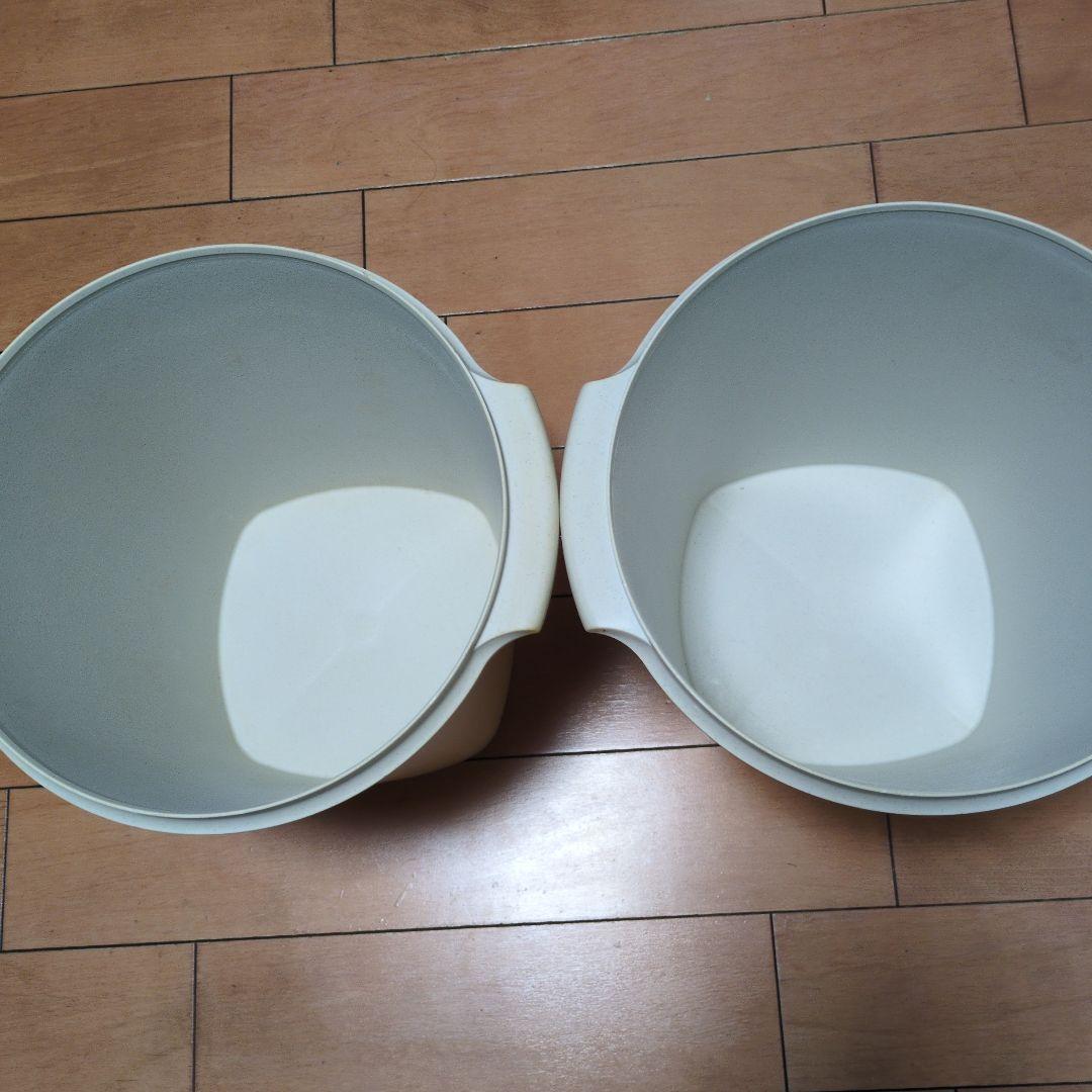 お値下げタッパーウェアマキシクイーンデコレーターホワイトベージュ 2個セット