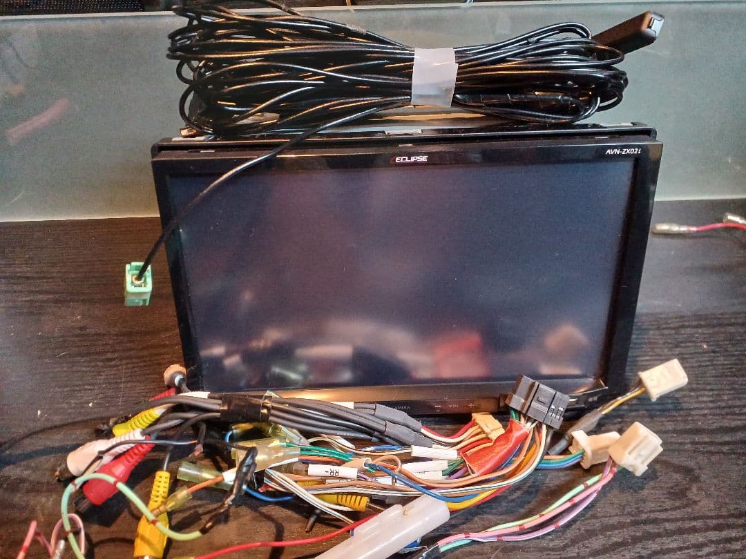 ECLIPSE AVN-ZX02i 9インチナビ