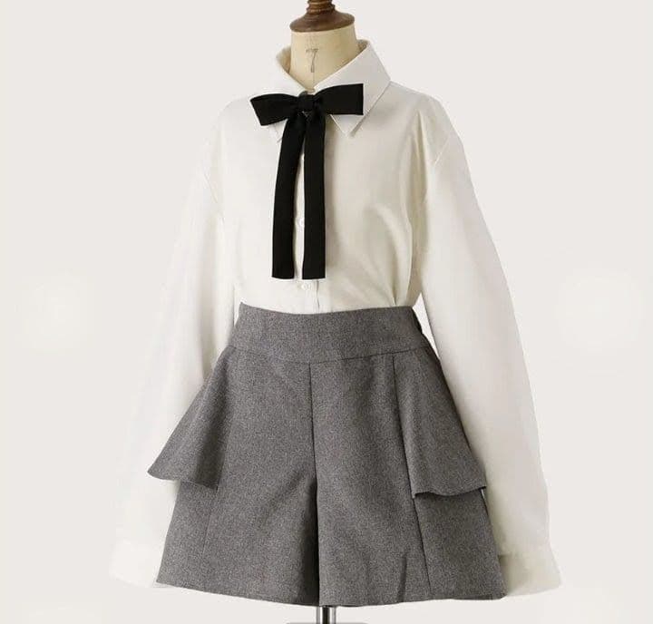 【新品】キャサリンコテージ◆ペムラムパンツスーツ６点セット◆150cm　卒服