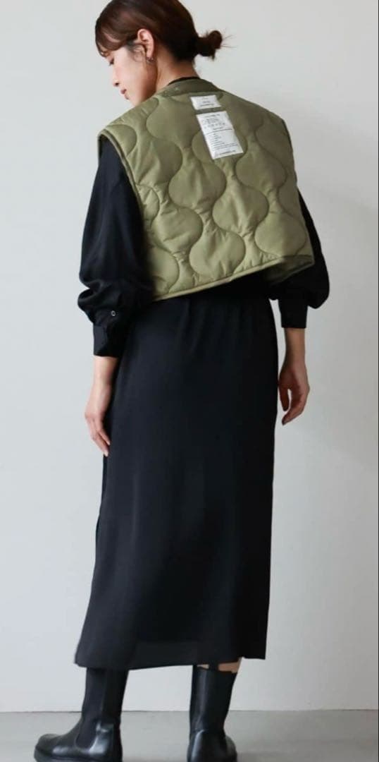 新品　HYKE（ハイク）QUILTED CROPPED VEST