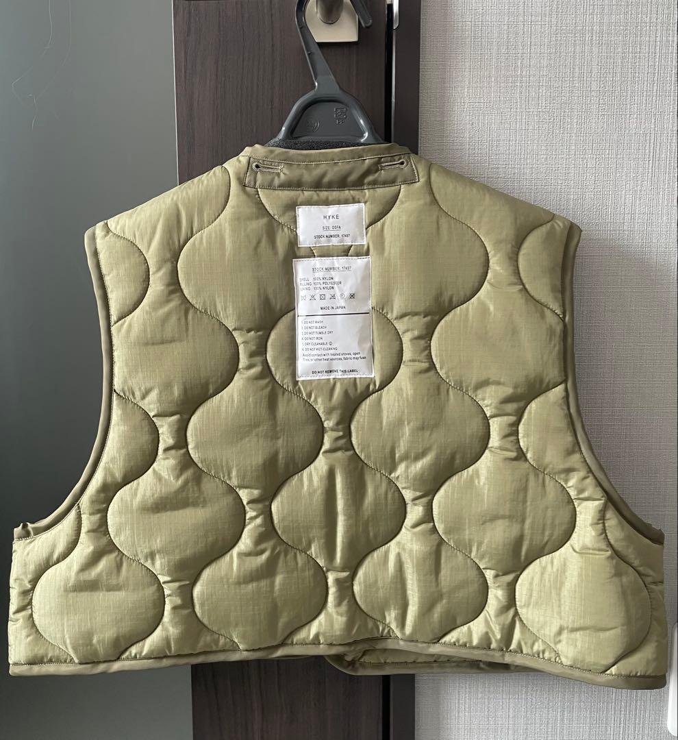 新品　HYKE（ハイク）QUILTED CROPPED VEST