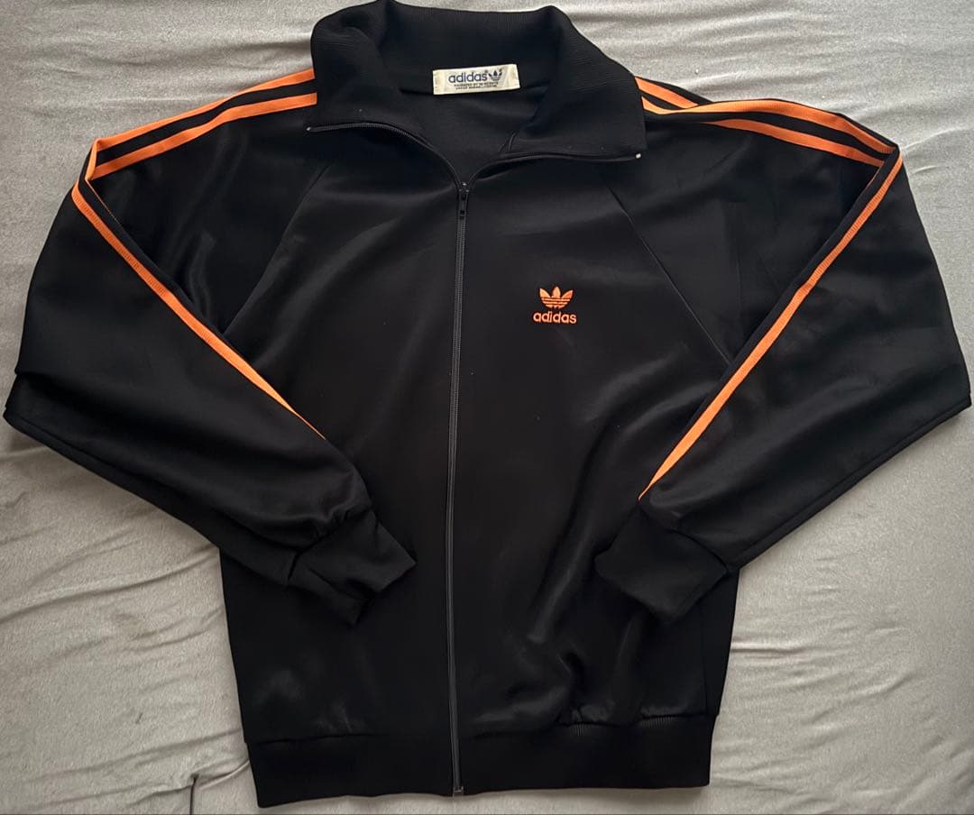 adidas ブラック オレンジ ジャージジャケット