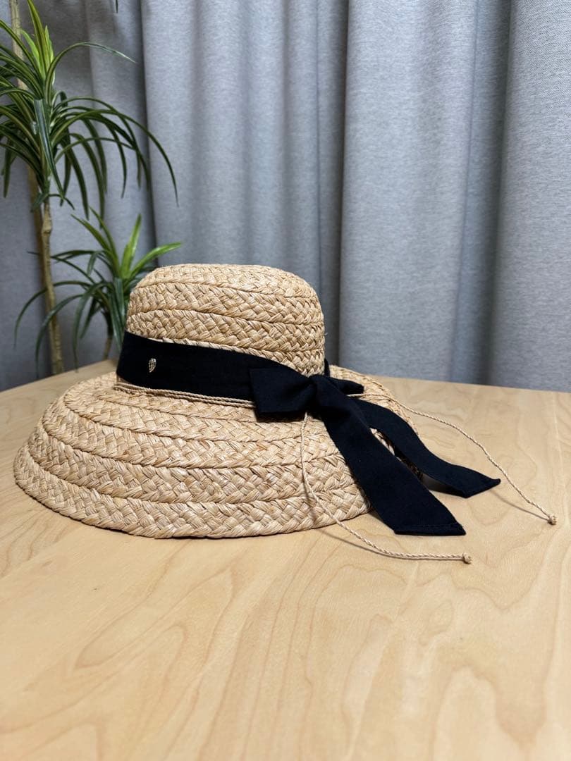 HELEN KAMINSKIヘレンカミンスキー 麦わら帽子 ベージュ リボン付き