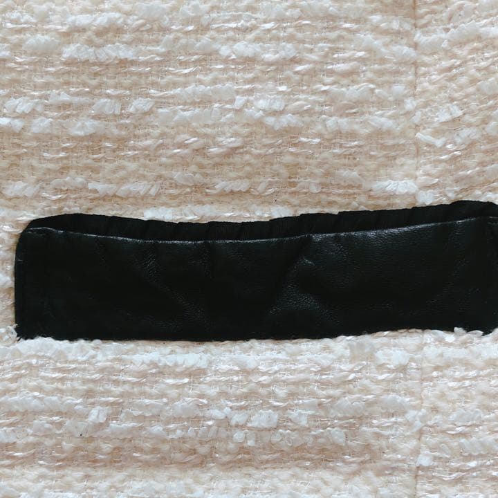 【新品】インゲボルグ オシャレなツイード生地 牛革レザー使用 ダウンベスト