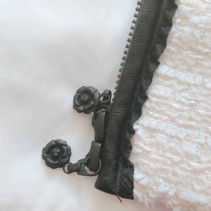 【新品】インゲボルグ オシャレなツイード生地 牛革レザー使用 ダウンベスト