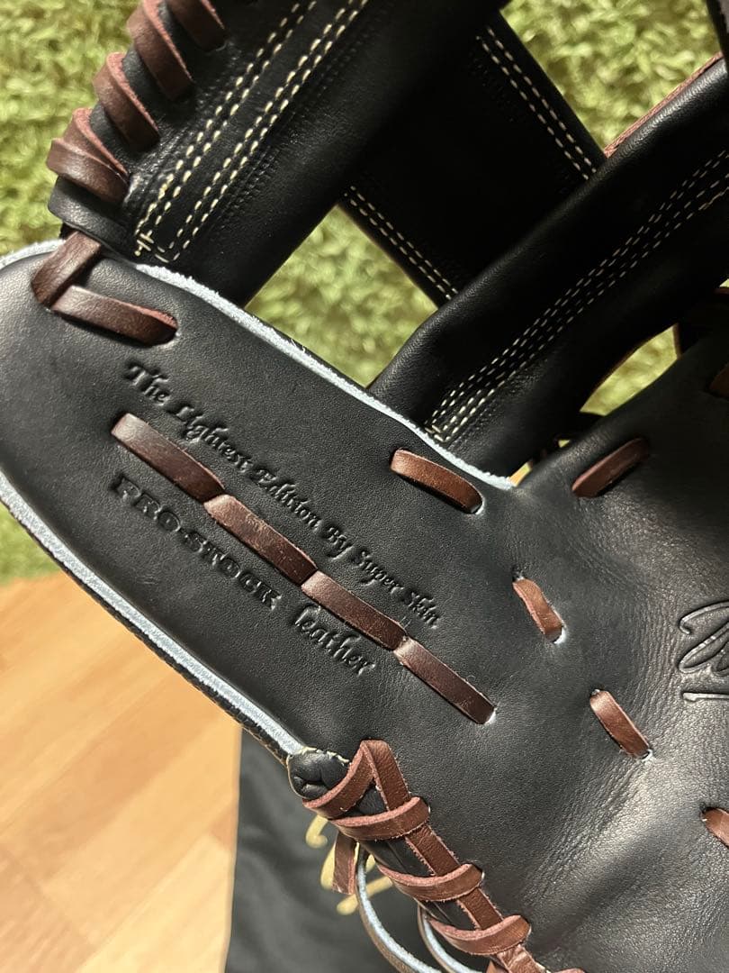 未使用⚫︎ウィルソンスタッフデュアル 硬式内野手用グラブ 86型 ブラックSS