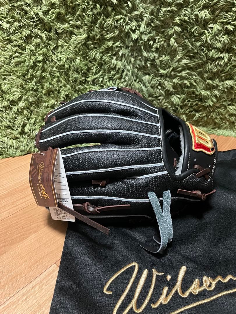 未使用⚫︎ウィルソンスタッフデュアル 硬式内野手用グラブ 86型 ブラックSS