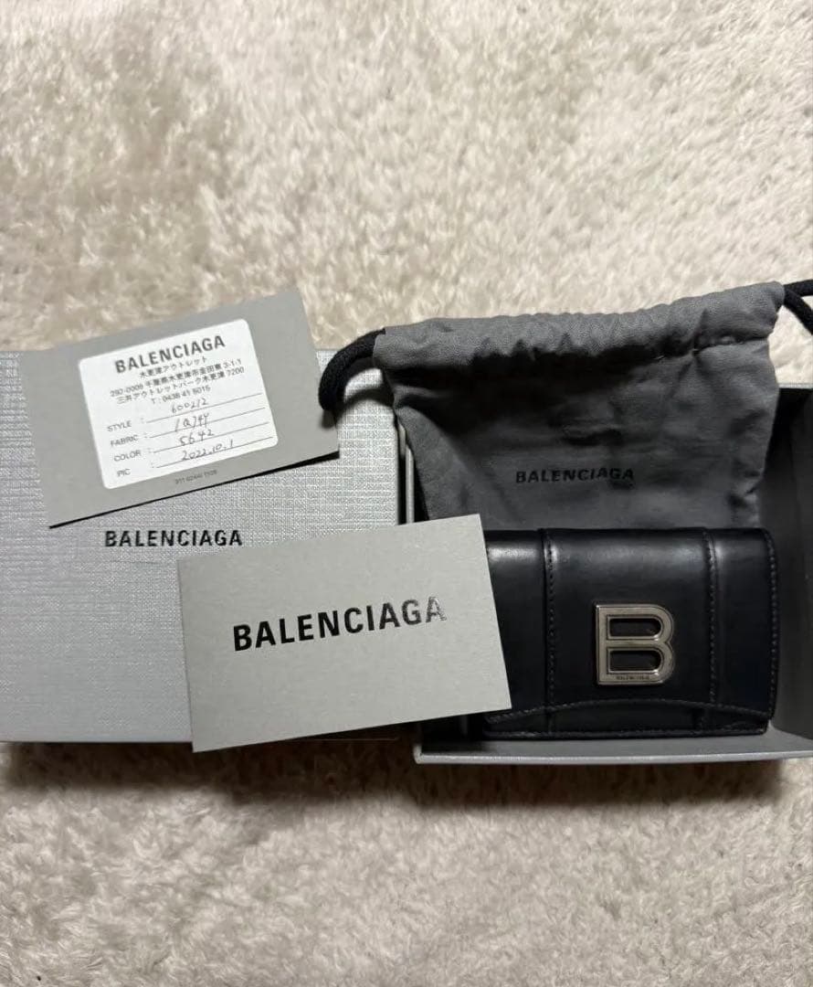 A*a様 BALENCIAGA アワーグラス ブラック 三つ折り財布