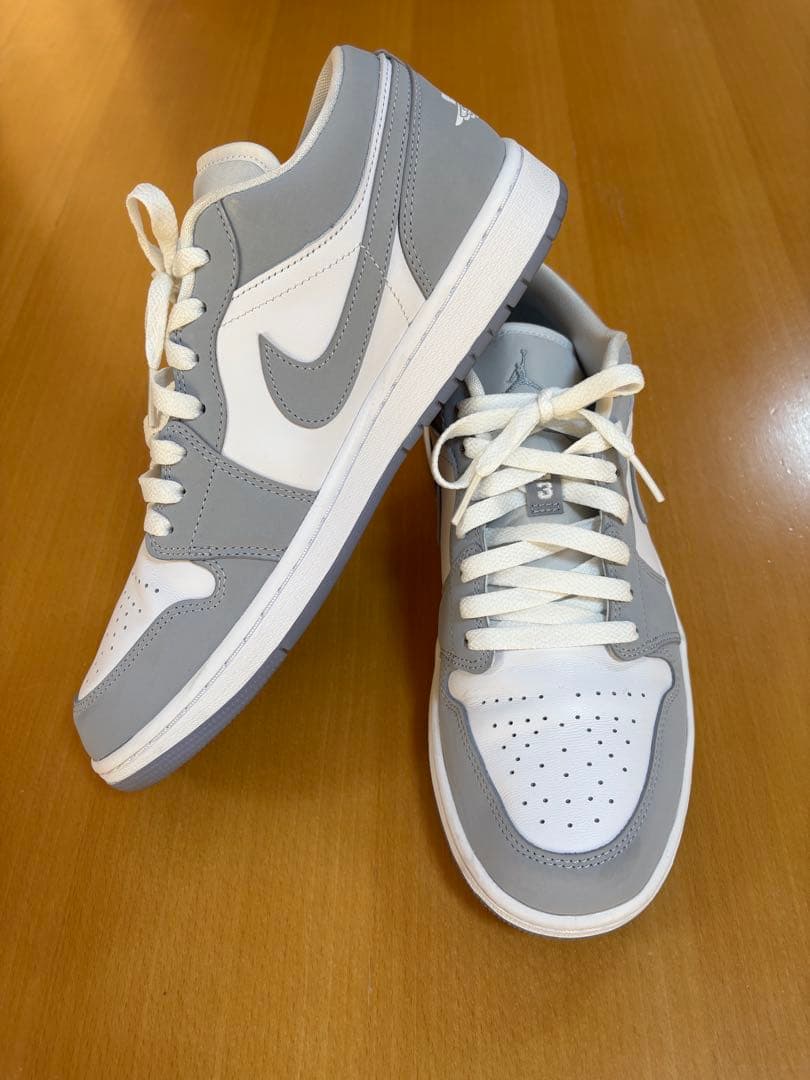 [ナイキ] ウィメンズ エアジョーダン ホワイト ウルフグレ- 27.5㎝