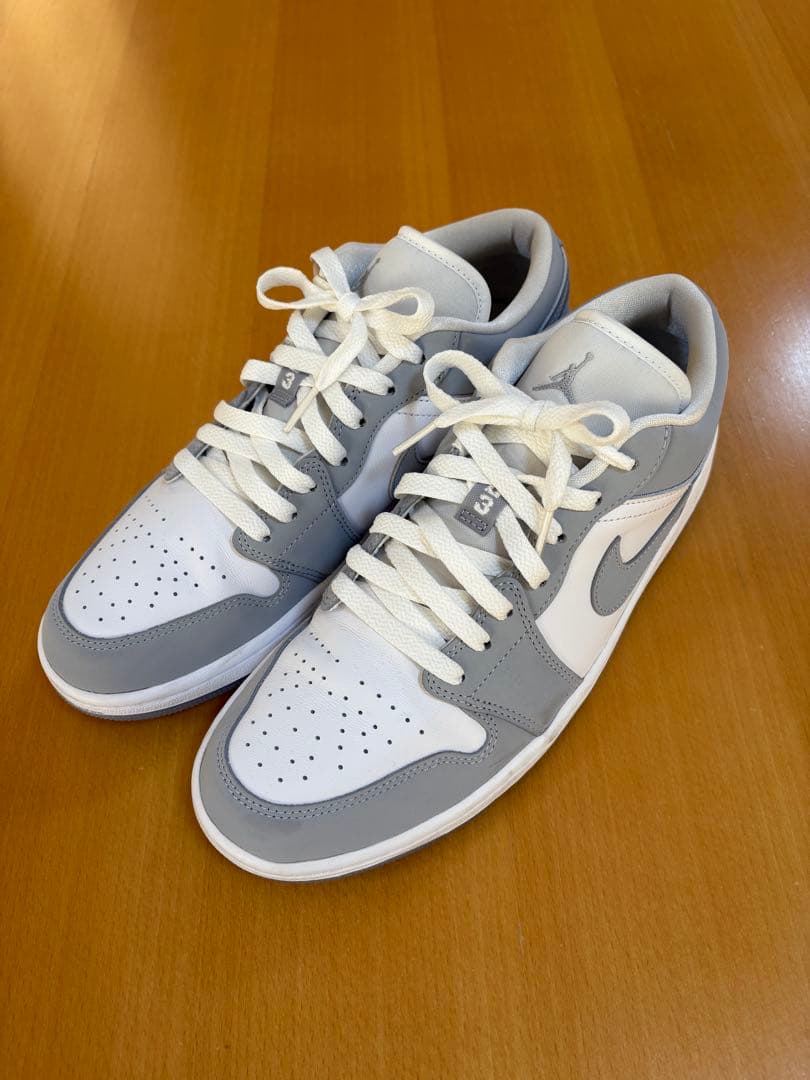 [ナイキ] ウィメンズ エアジョーダン ホワイト ウルフグレ- 27.5㎝