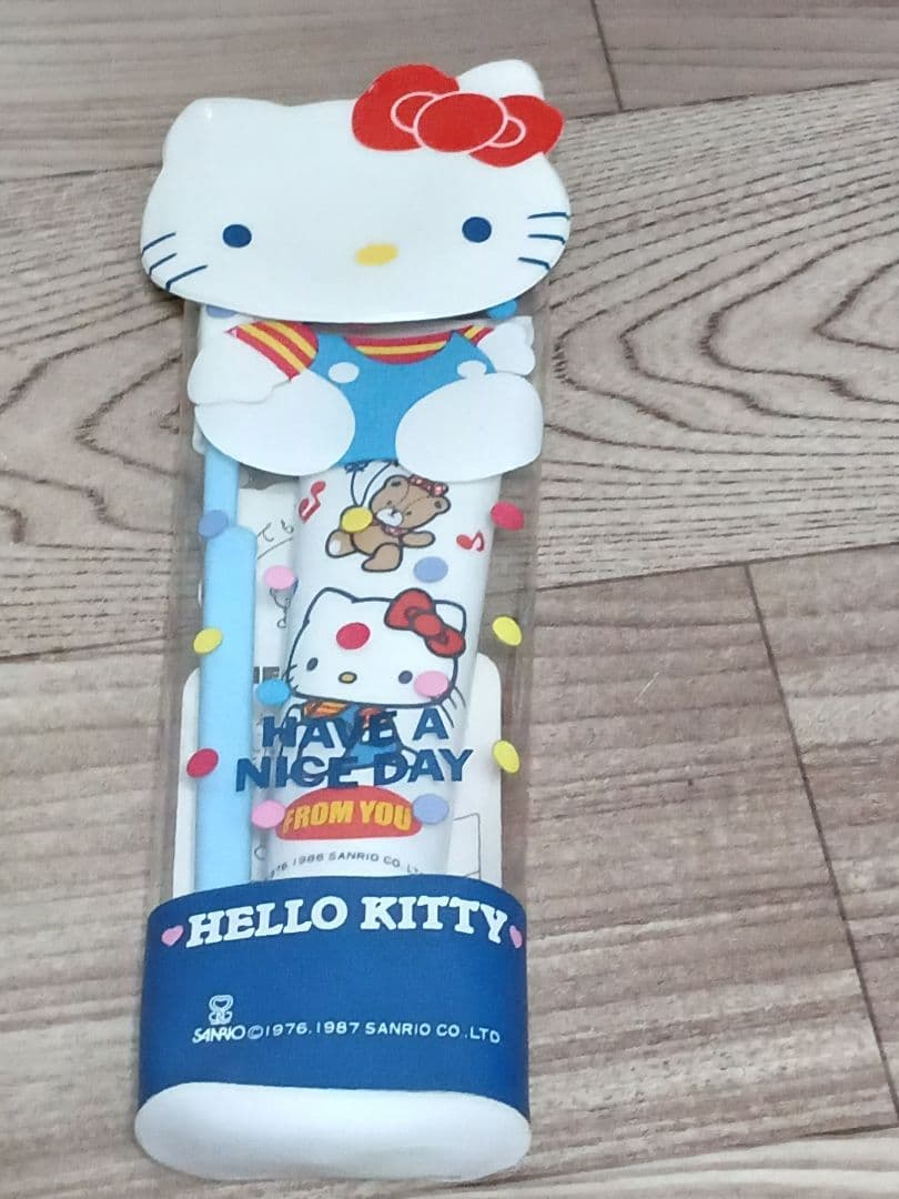 【レトロ】ハローキティ　エルパック歯磨きセット　6点セット