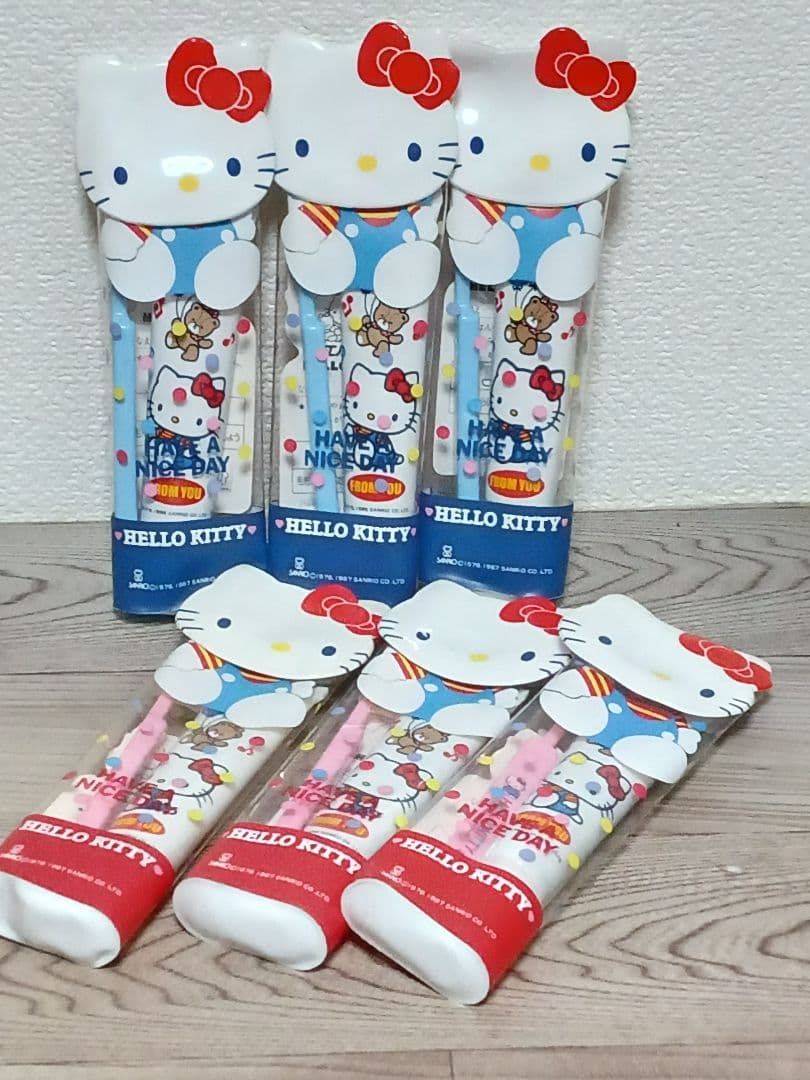 【レトロ】ハローキティ　エルパック歯磨きセット　6点セット