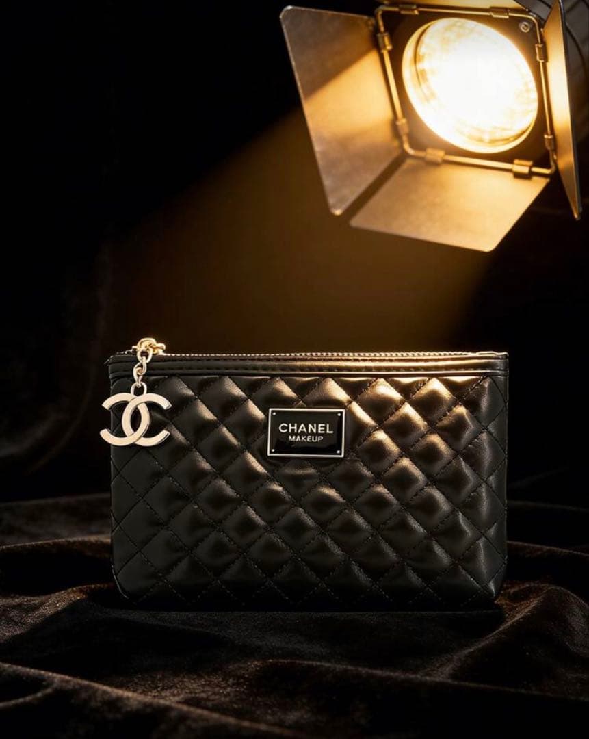 k*a様 CHANEL ブラック 化粧ポーチ　ダイアモンドパターン