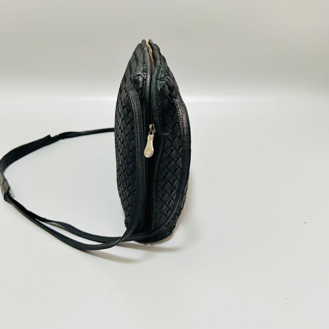 BOTTEGAVENETA ボッテガヴェネタ イントレチャート ショルダーバッグ