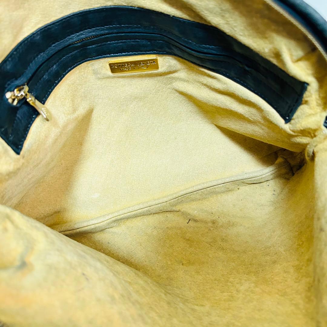 BOTTEGAVENETA ボッテガヴェネタ イントレチャート ショルダーバッグ