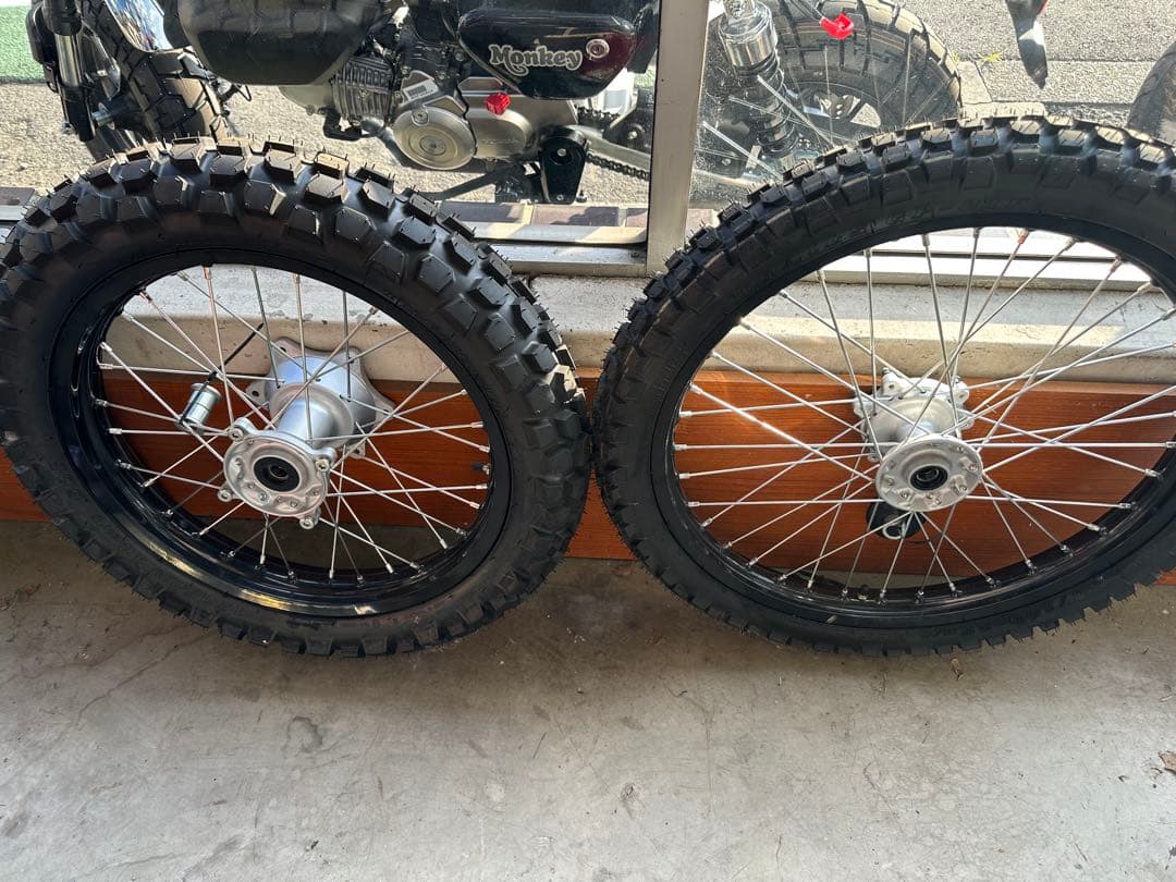 ホンダcrf250l MD47〜新車外し前後純正ホイールタイヤセット新品未使用品