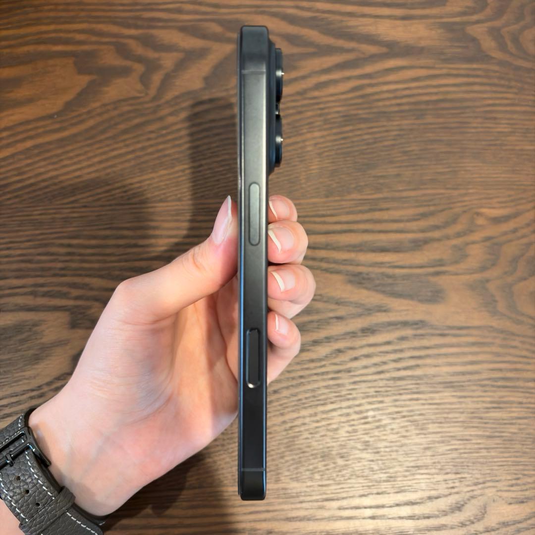 本日中限定価格 極美品 iPhone16Pro 128GB ブラック