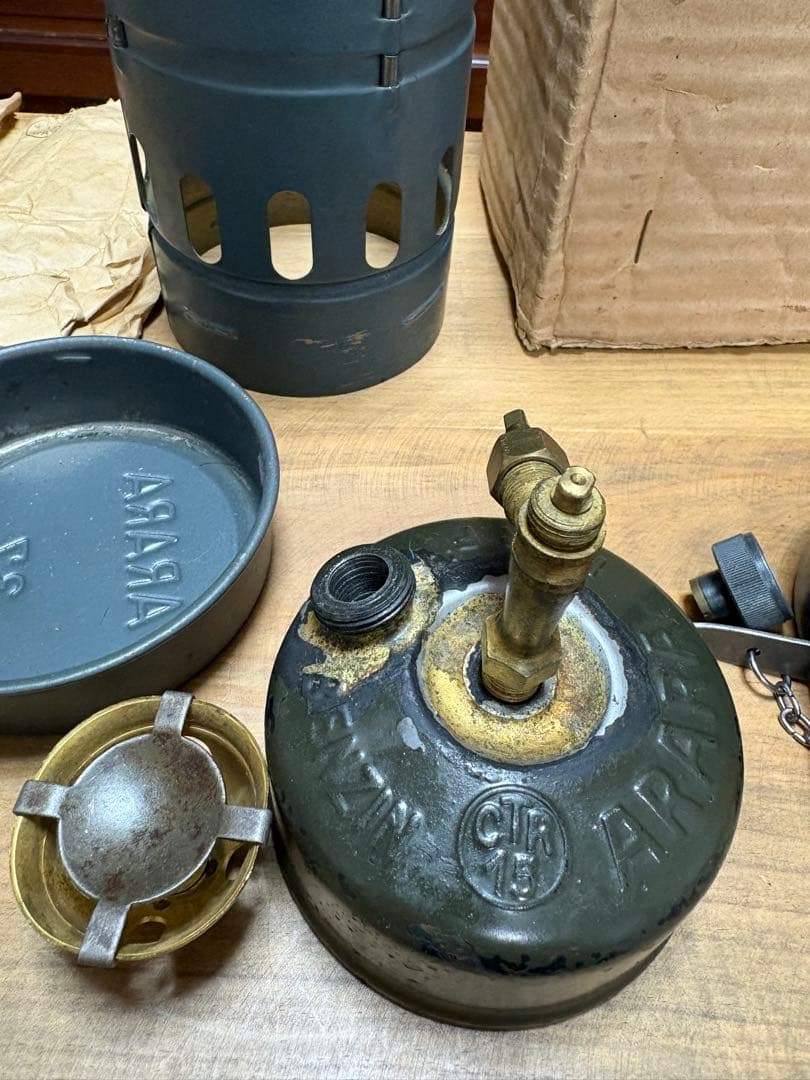 目玉　ARARA37 WW2ドイツ軍分隊ストーブ未点火品